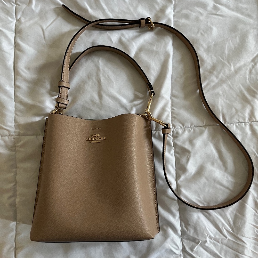Mollie Bucket Bag 22